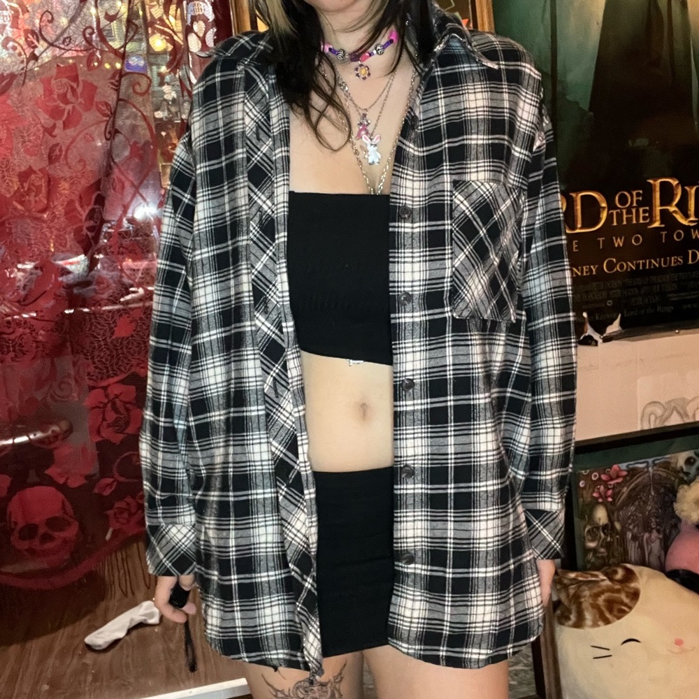 Black n white flannel